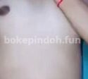 ABG Lagi Asik Main Hp Malah Di Masukin